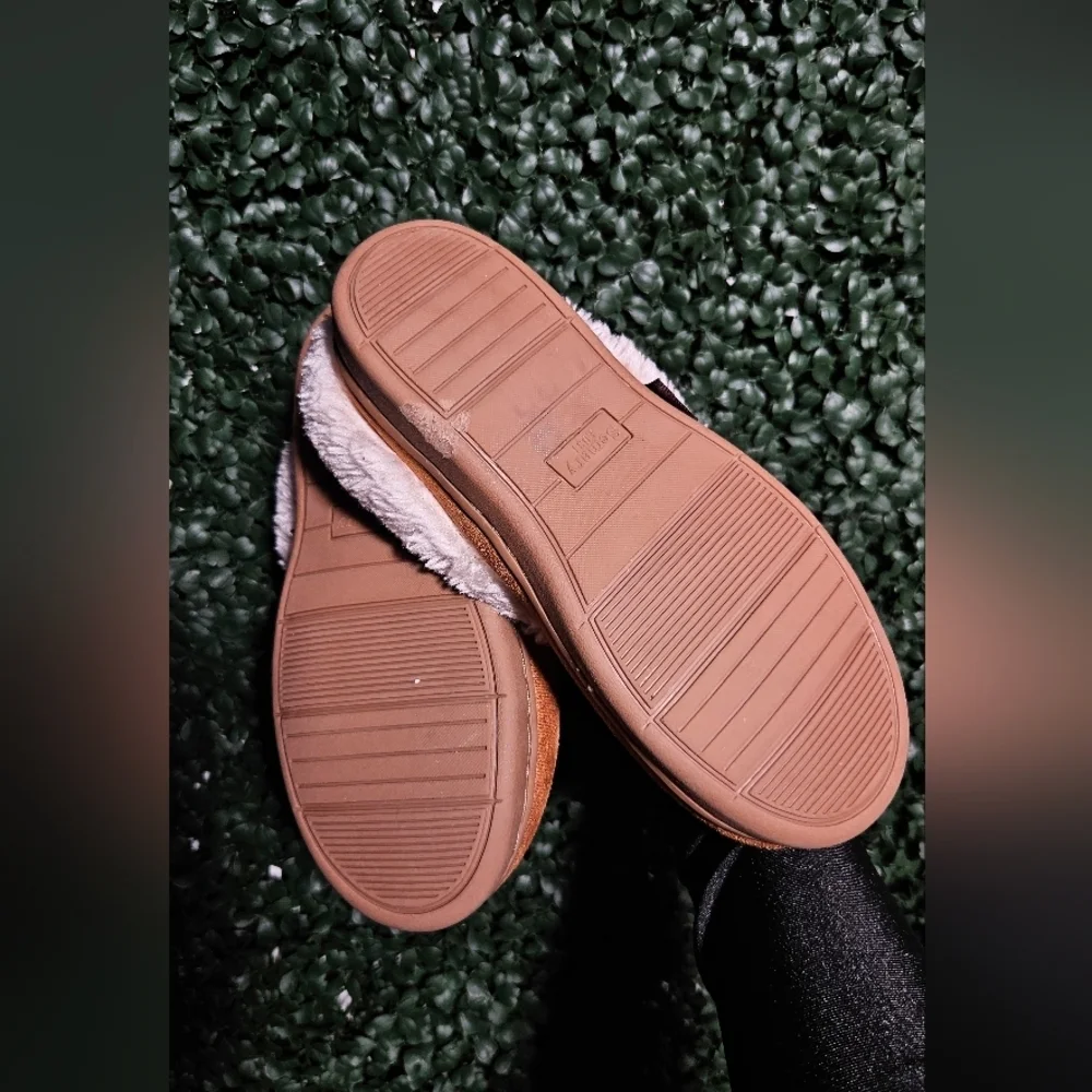 Cozy Brown Slippers with Cream Lining